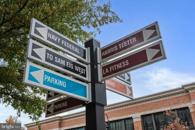 $615,000 | 250 Decoverly Drive, Unit 425, Gaithersburg, MD 20878