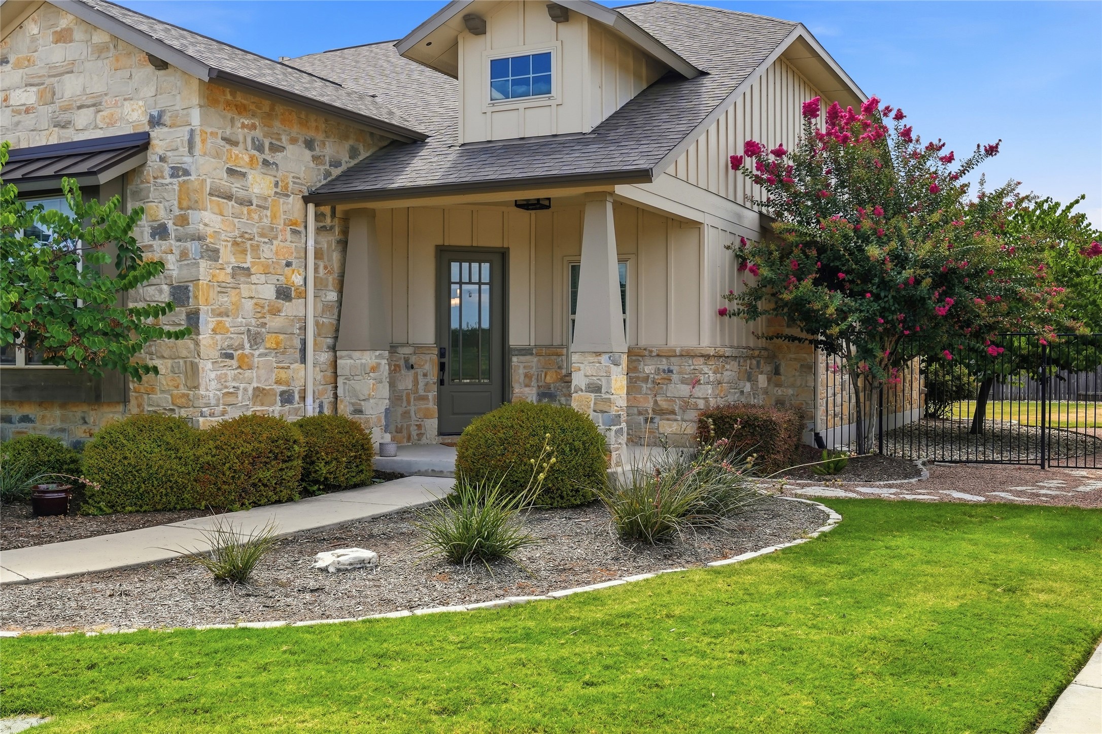 70 Santa Maria Street Georgetown, TX 78628 - Photo 32 of 35