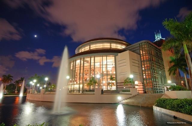 17106 Bay Street Jupiter, FL 33477 - Photo 49 of 52 a view of a building