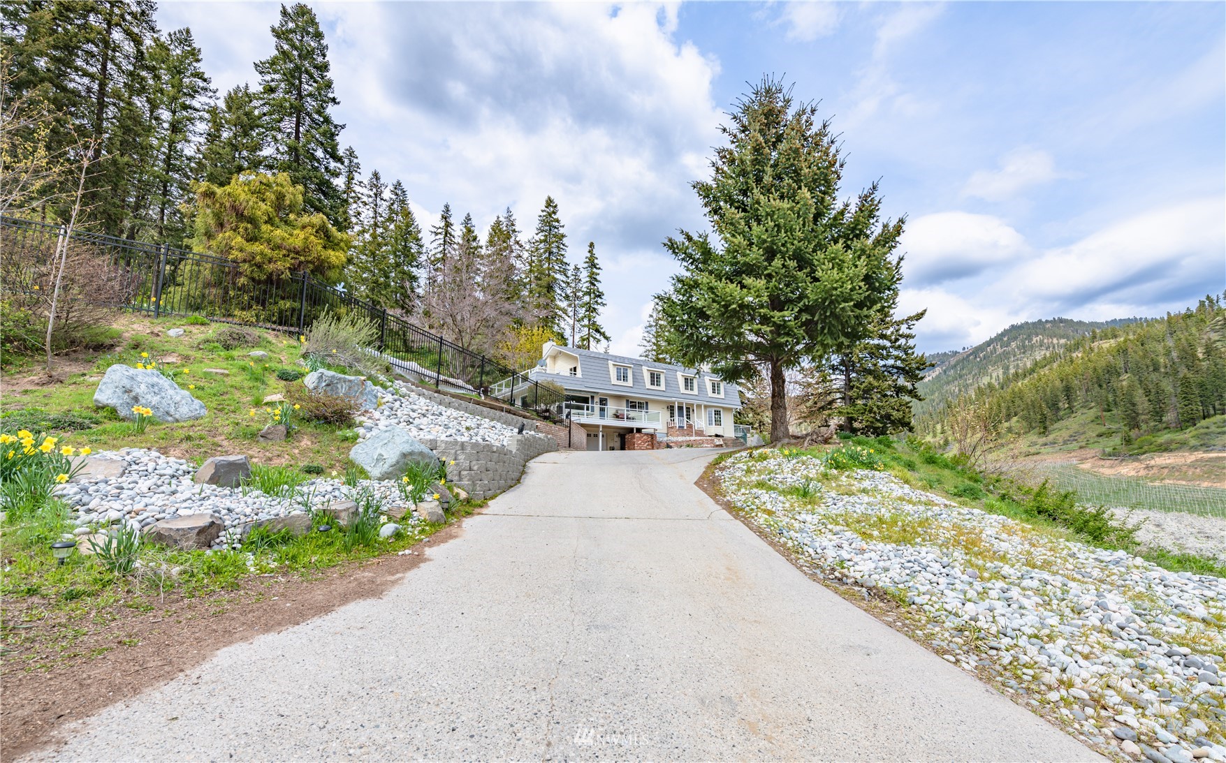 8340 Williams Canyon Road Cashmere, WA 98815 - Photo 31 of 36 Gallery Image 31