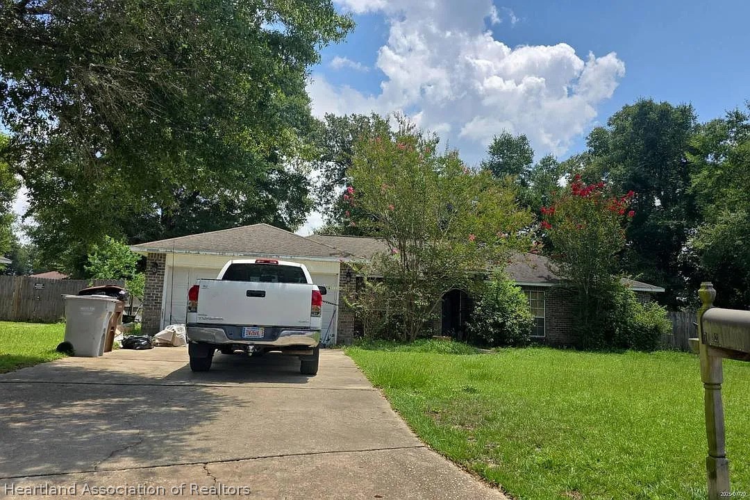 7032 Jacobsview Lane Milton, FL 32570 - Photo 1 of 4