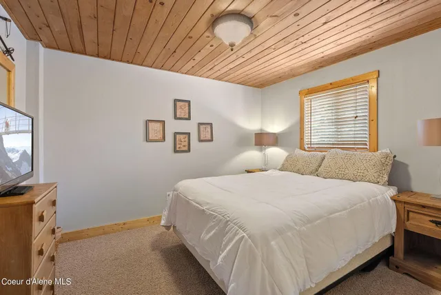 $435,000 | 169 Snowplow Road, Unit 1, Sandpoint, ID 83864