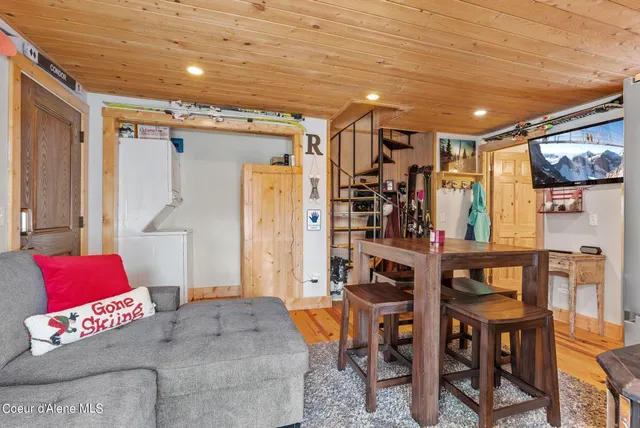 $435,000 | 169 Snowplow Road, Unit 1, Sandpoint, ID 83864