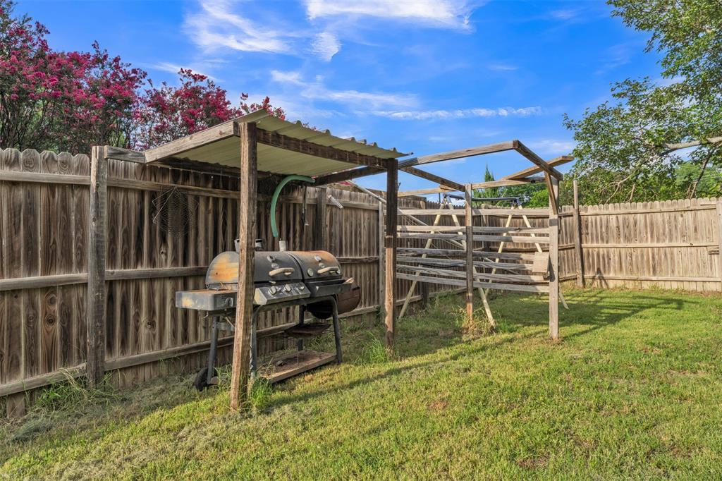 1909 Coral Road Pelican Bay, TX 76020 - Photo 28 of 40