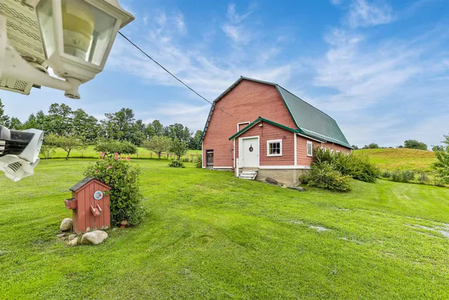 $510,000 | 2066 Hinman Settler Road, Brownington, VT 05860