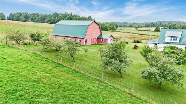 $510,000 | 2066 Hinman Settler Road, Brownington, VT 05860