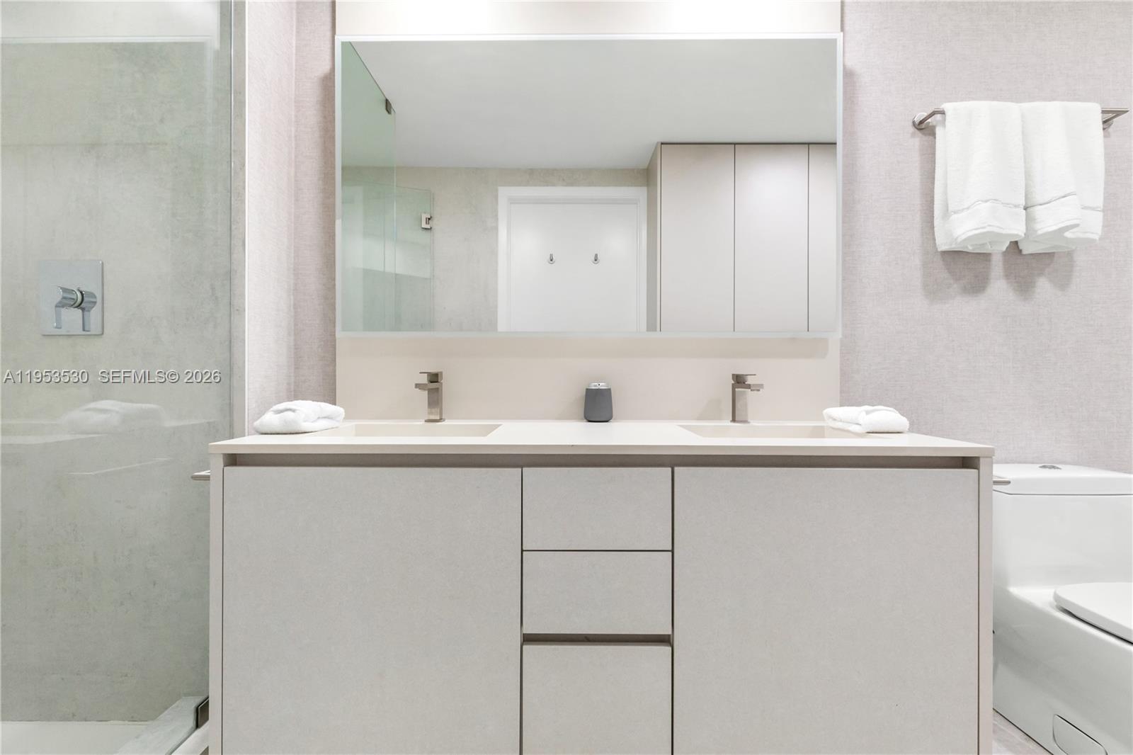 1010 Brickell Avenue, Unit 1701 Miami, FL 33131 - Photo 18 of 62