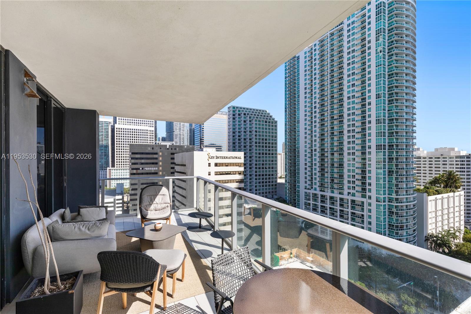 1010 Brickell Avenue, Unit 1701 Miami, FL 33131 - Photo 32 of 62