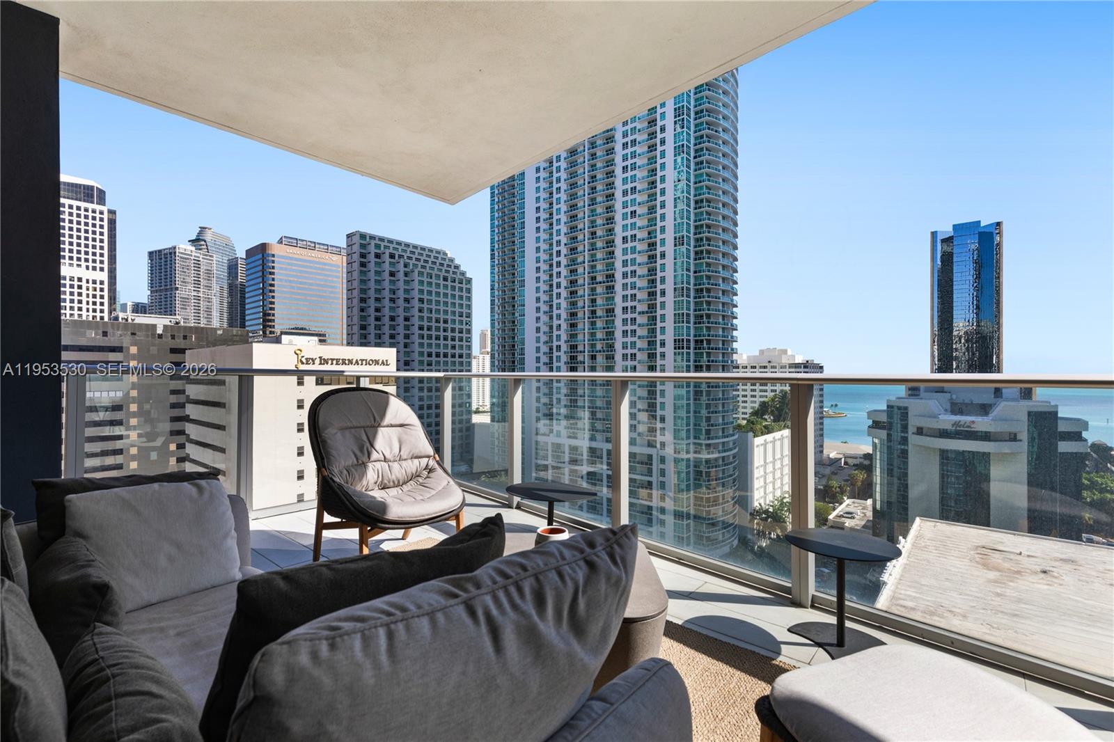 1010 Brickell Avenue, Unit 1701 Miami, FL 33131 - Photo 33 of 62