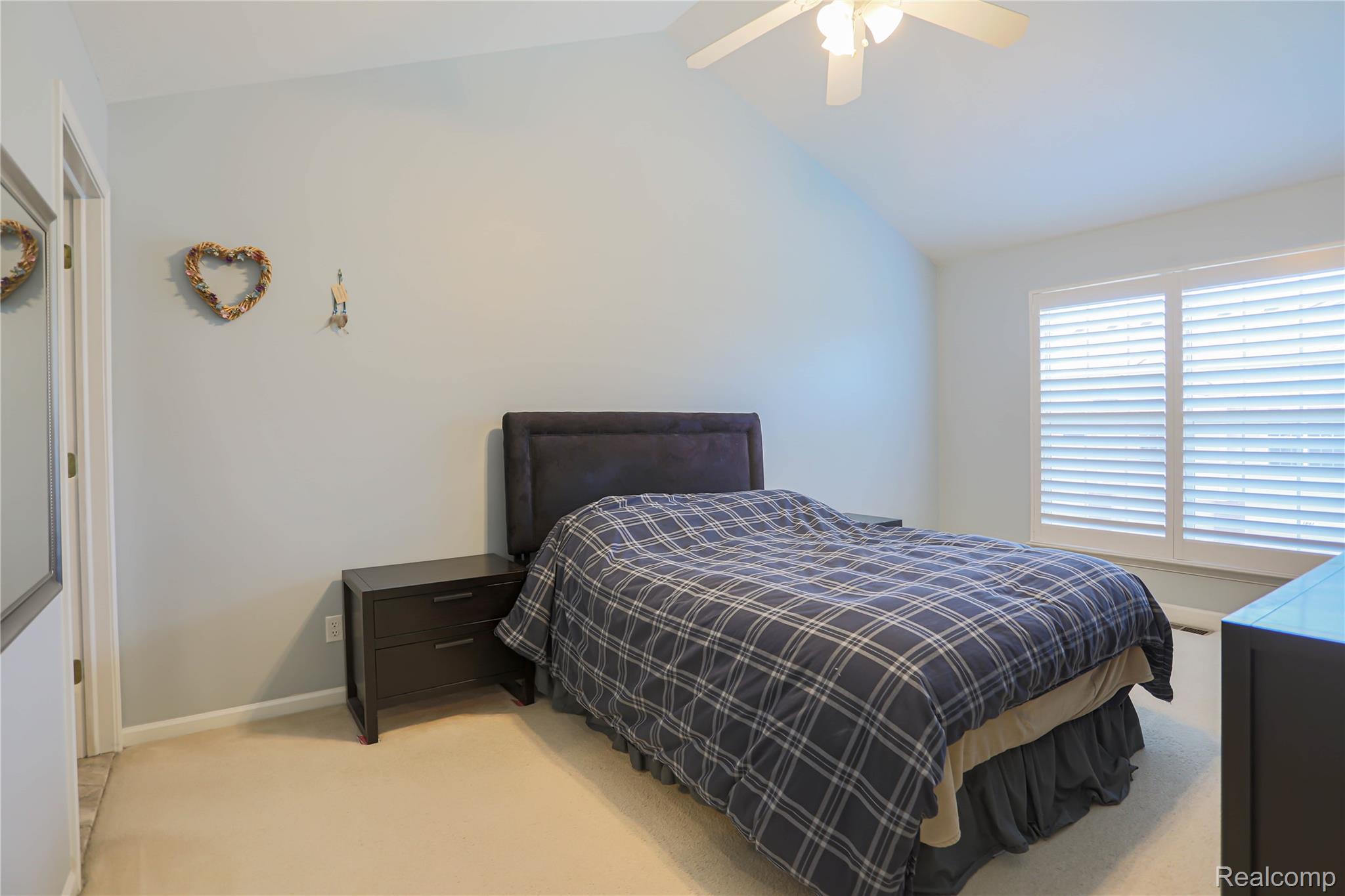 1859 Flagstone Circle Rochester, MI 48307 - Photo 28 of 49 flagstone-34.jpg