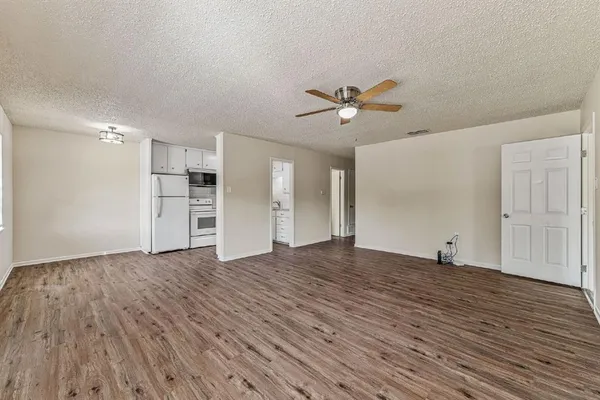 $1,500 | 1361 West Mc Neill, Stephenville, TX 76401