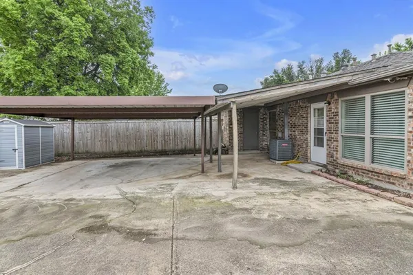$1,650 | 5730 Westchase Drive, North Richland Hills, TX 76180