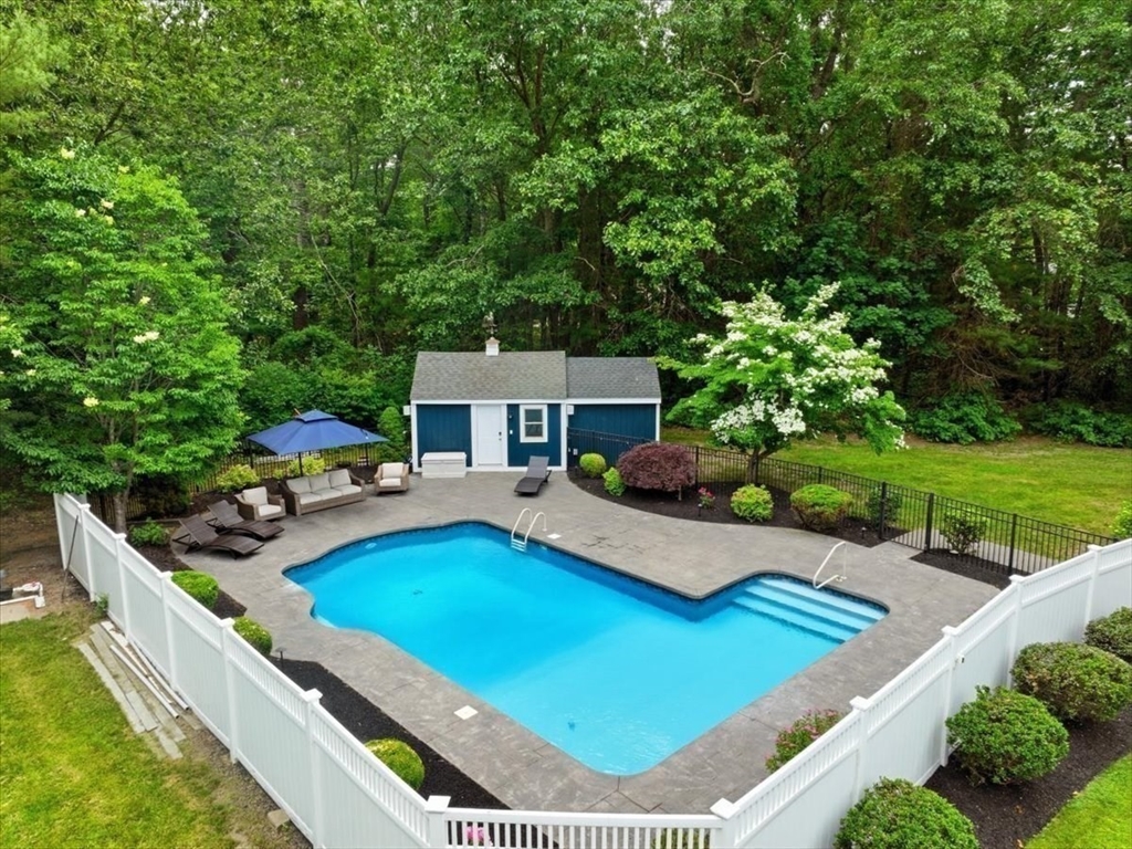85 Maple Avenue Hanover, MA 02339 - Photo 33 of 41