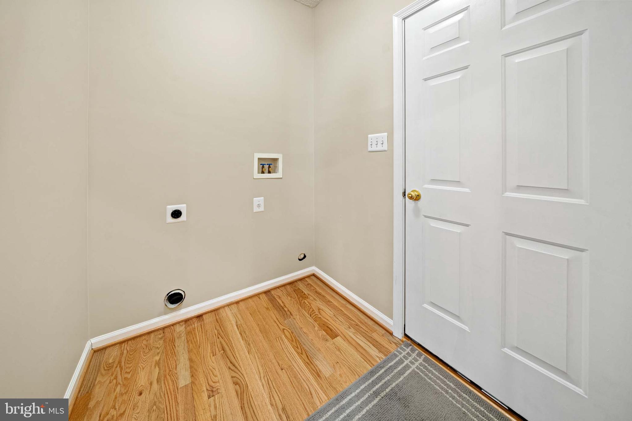 6442 Spring Forest Road Frederick, MD 21701 - Photo 21 of 69 Main level laundry/mud room