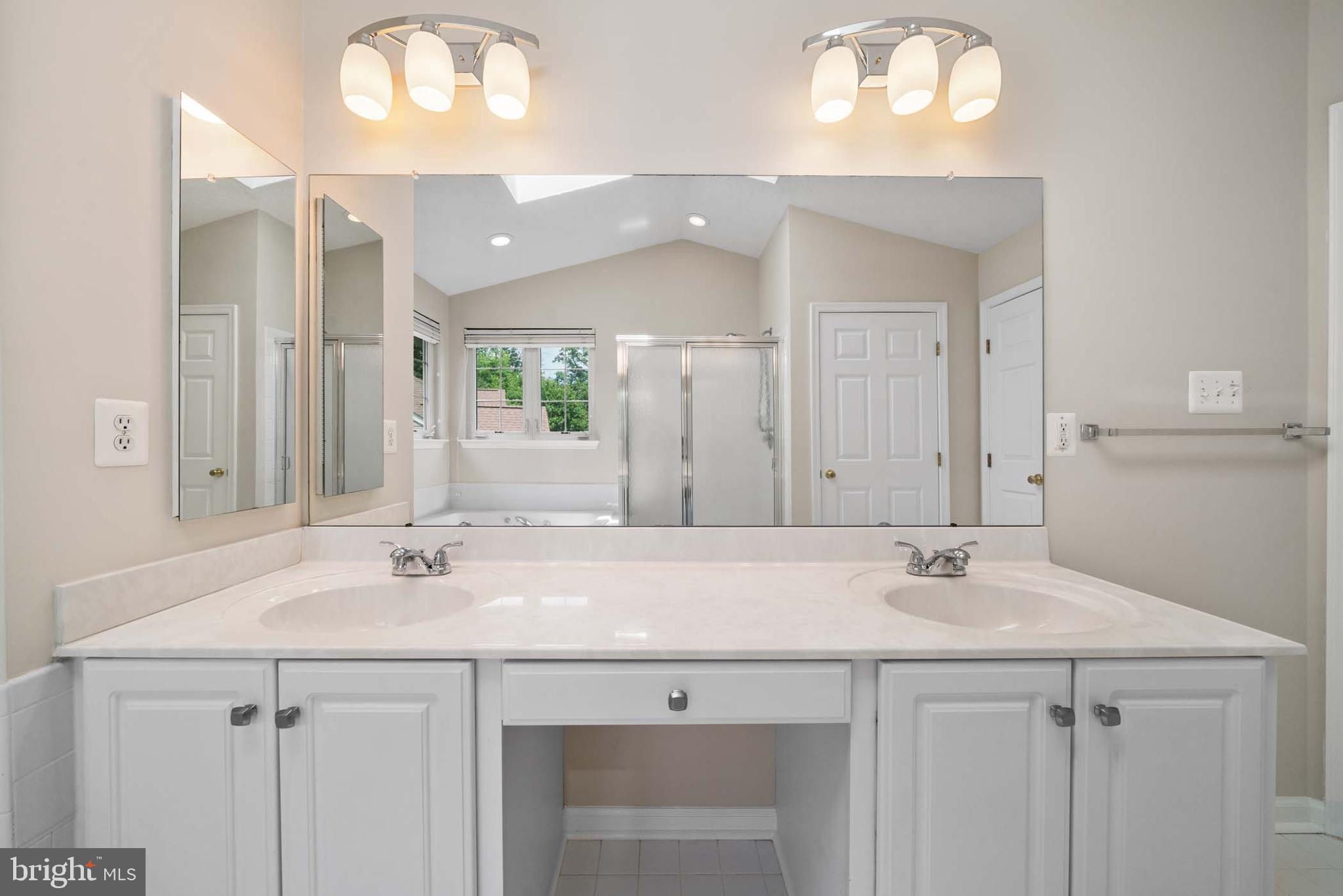 6442 Spring Forest Road Frederick, MD 21701 - Photo 28 of 69 Primary bath