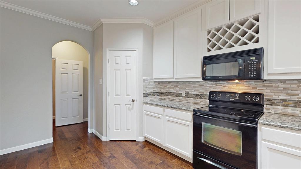 4107 Pine Glen Road Corinth, TX 76208 - Photo 9 of 40