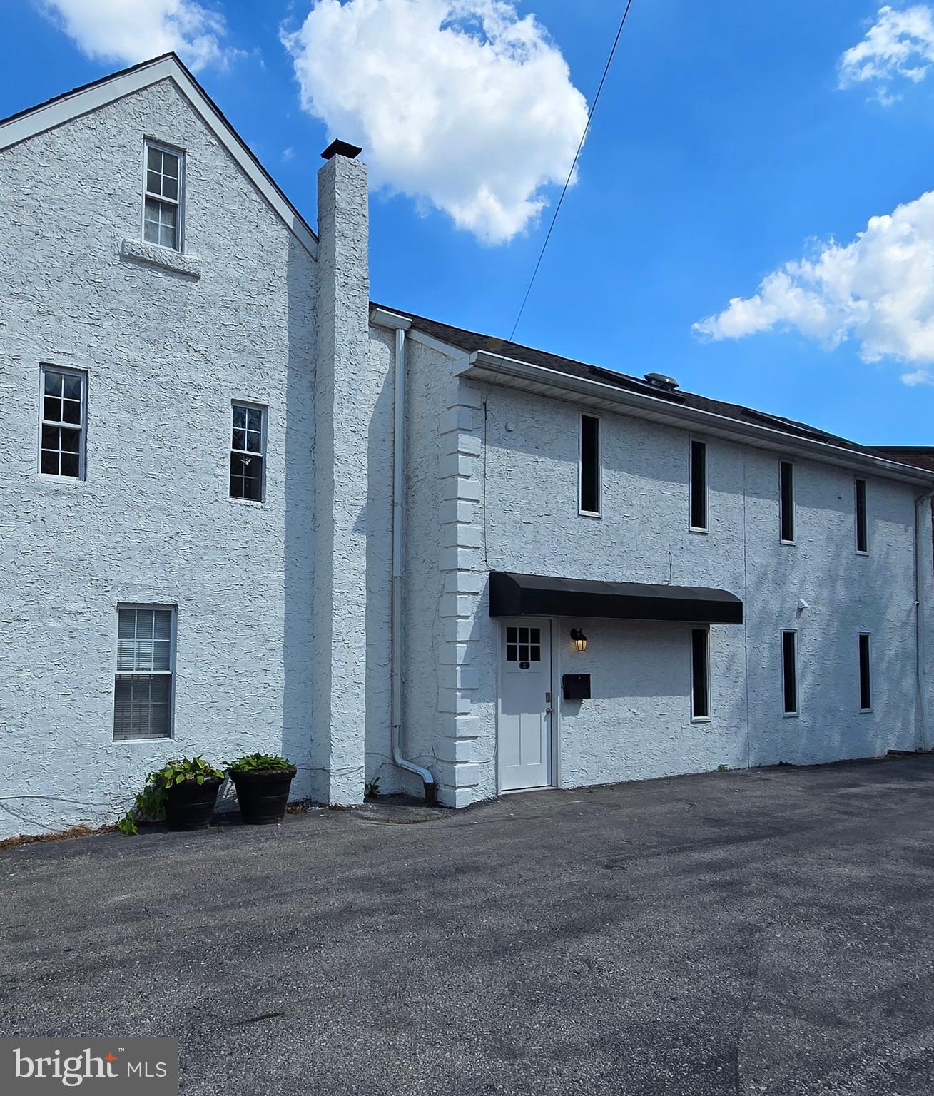 7028 Ridge Avenue, Unit 2 Philadelphia, PA 19128 - Photo 3 of 10 Gallery Image 3