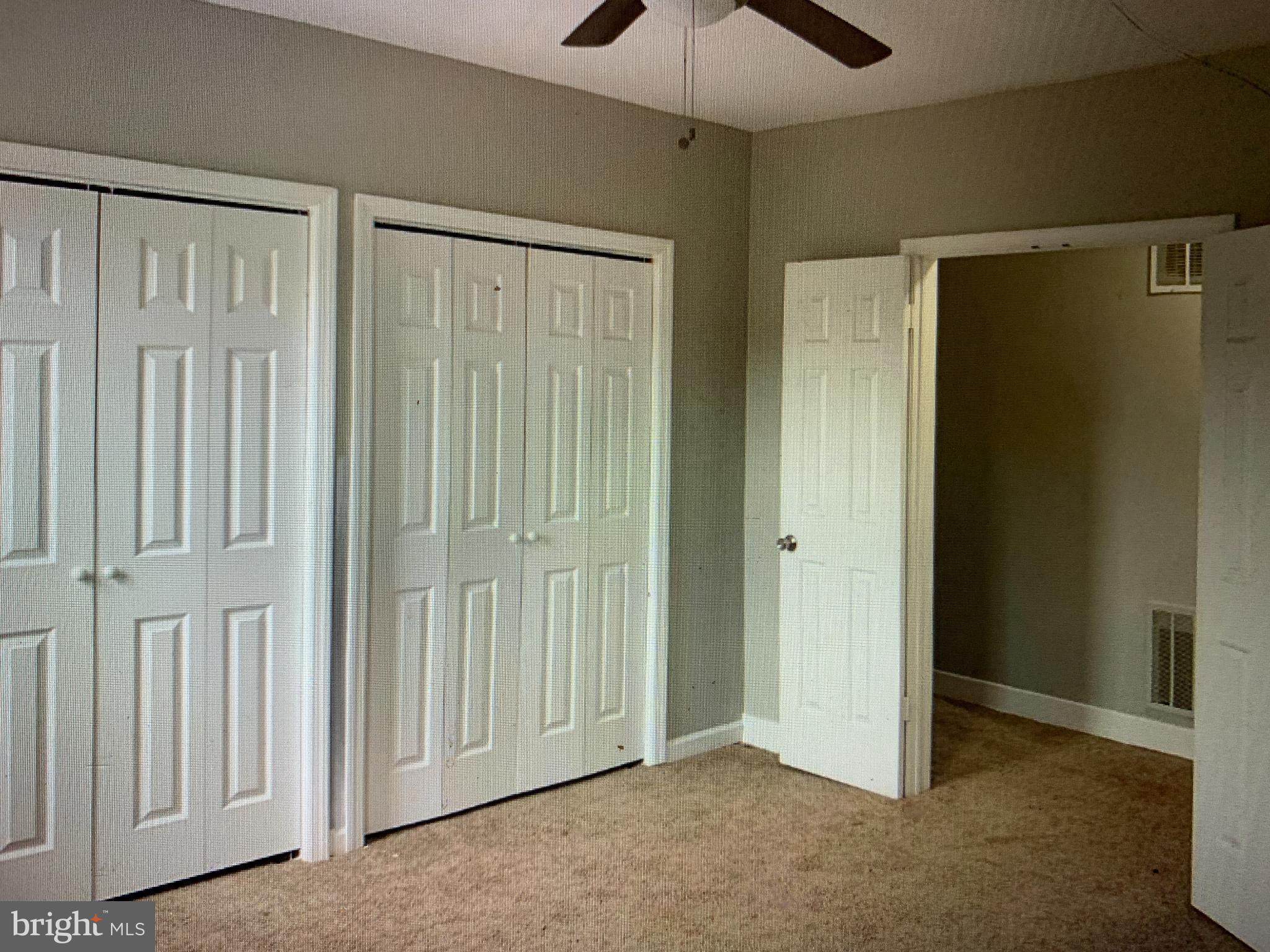 406 High Street, Unit 2 Burlington, NJ 08016 - Photo 8 of 11