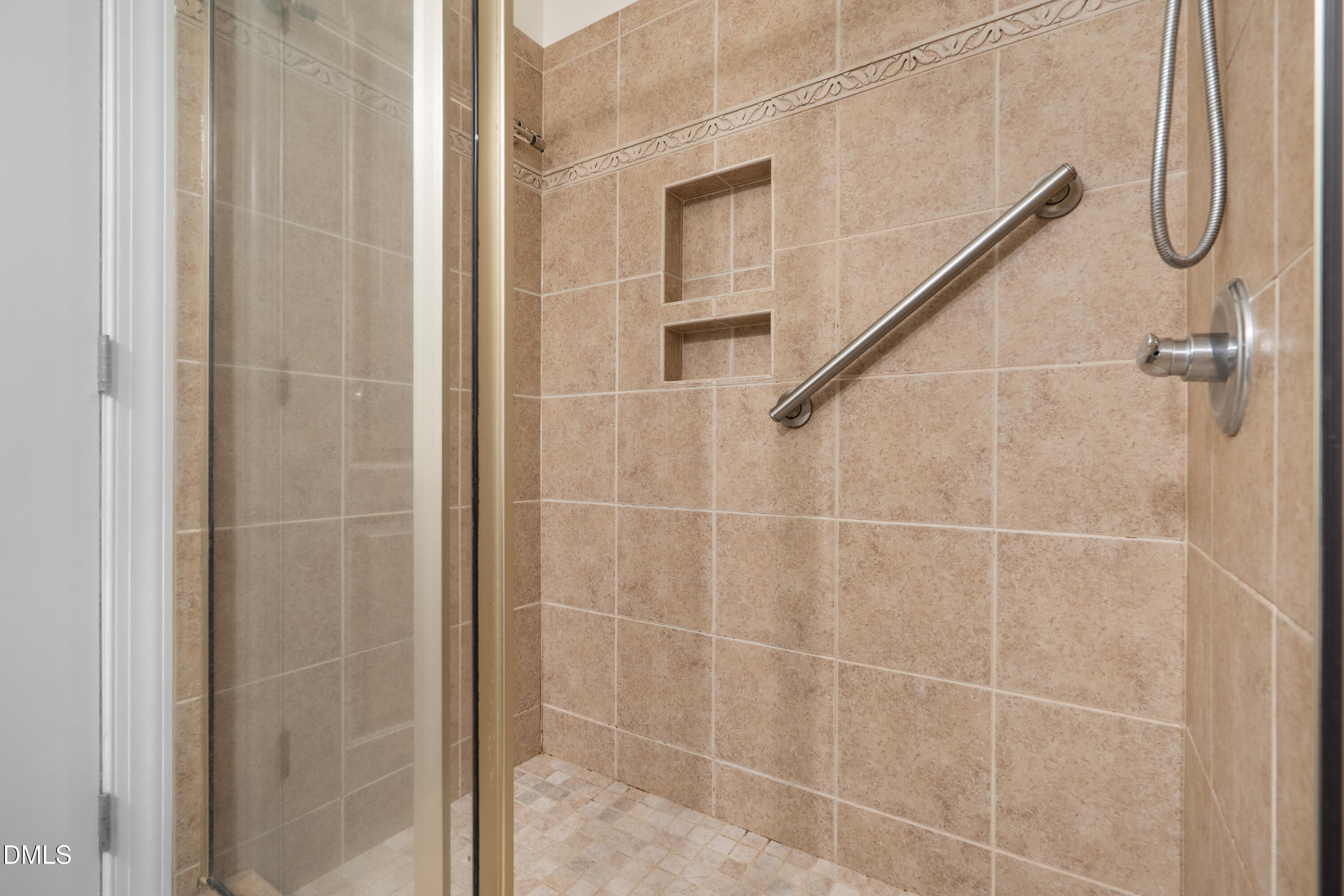 2822 Pickett Road, Unit 149 Durham, NC 27705 - Photo 17 of 27 DSC09099