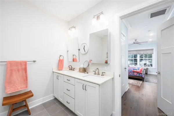 $3,800 | 19 Butterfield Road, Unit 102B, Cold Spring, NY 10516