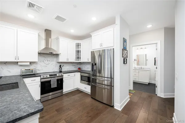 $3,800 | 19 Butterfield Road, Unit 102B, Cold Spring, NY 10516