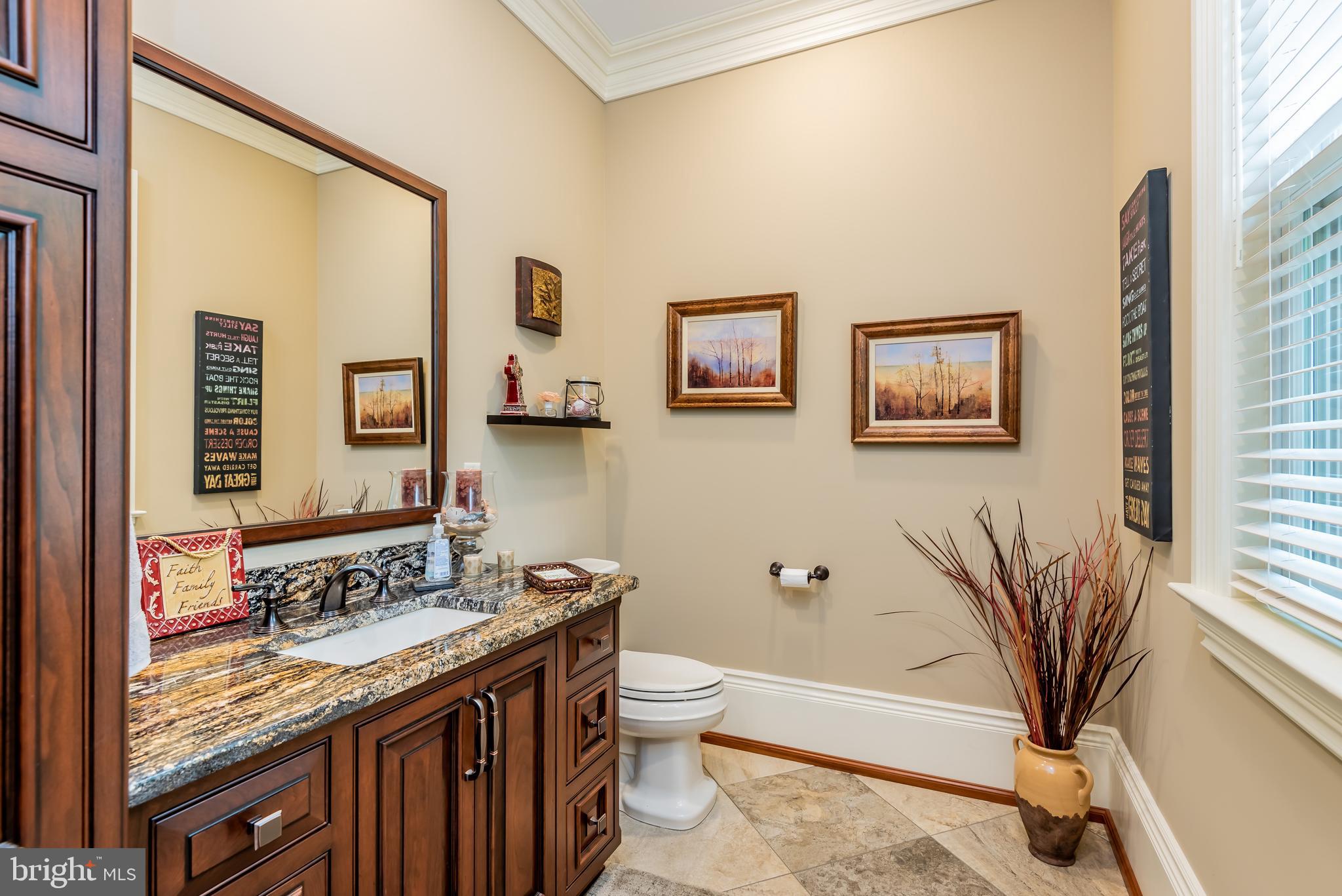 563 North Locust Point Road Mechanicsburg, PA 17050 - Photo 27 of 66 Second 1st floor Half Bath