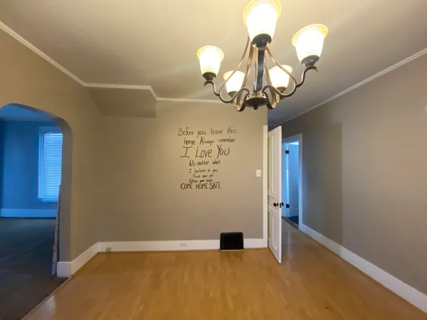 $177,000 | 860 East Michigan Avenue, Marshall, MI 49068