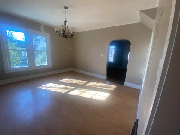 $177,000 | 860 East Michigan Avenue, Marshall, MI 49068