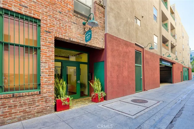 $11,800,000 | 155 North Raymond Avenue, Pasadena, CA 91103