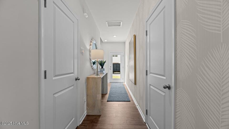 2027 Clock Road New Bern, NC 28562 - Photo 2 of 33 70-custom-DSC_5119