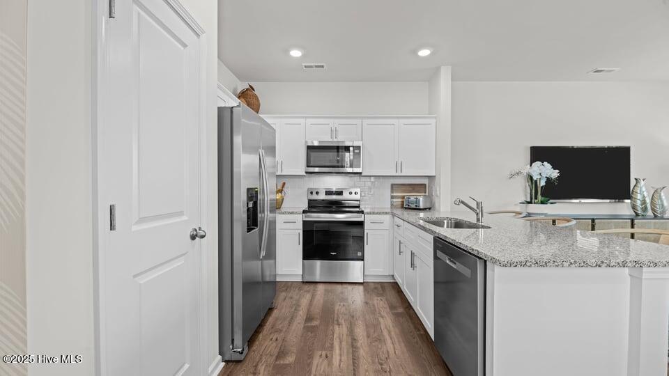 2027 Clock Road New Bern, NC 28562 - Photo 5 of 33 66-custom-DSC_5107