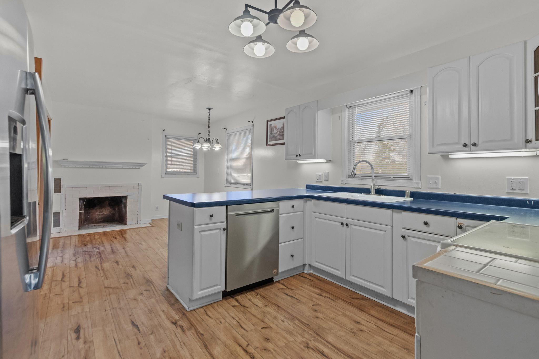 730 East Marquette Street Appleton, WI 54911 - Photo 5 of 24