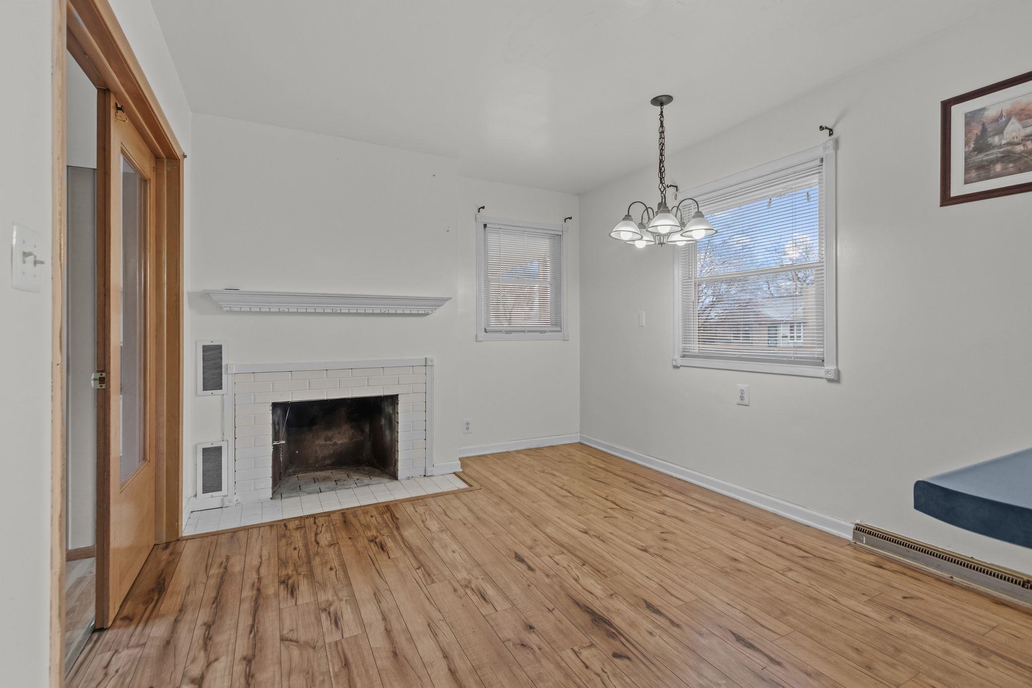 730 East Marquette Street Appleton, WI 54911 - Photo 9 of 24