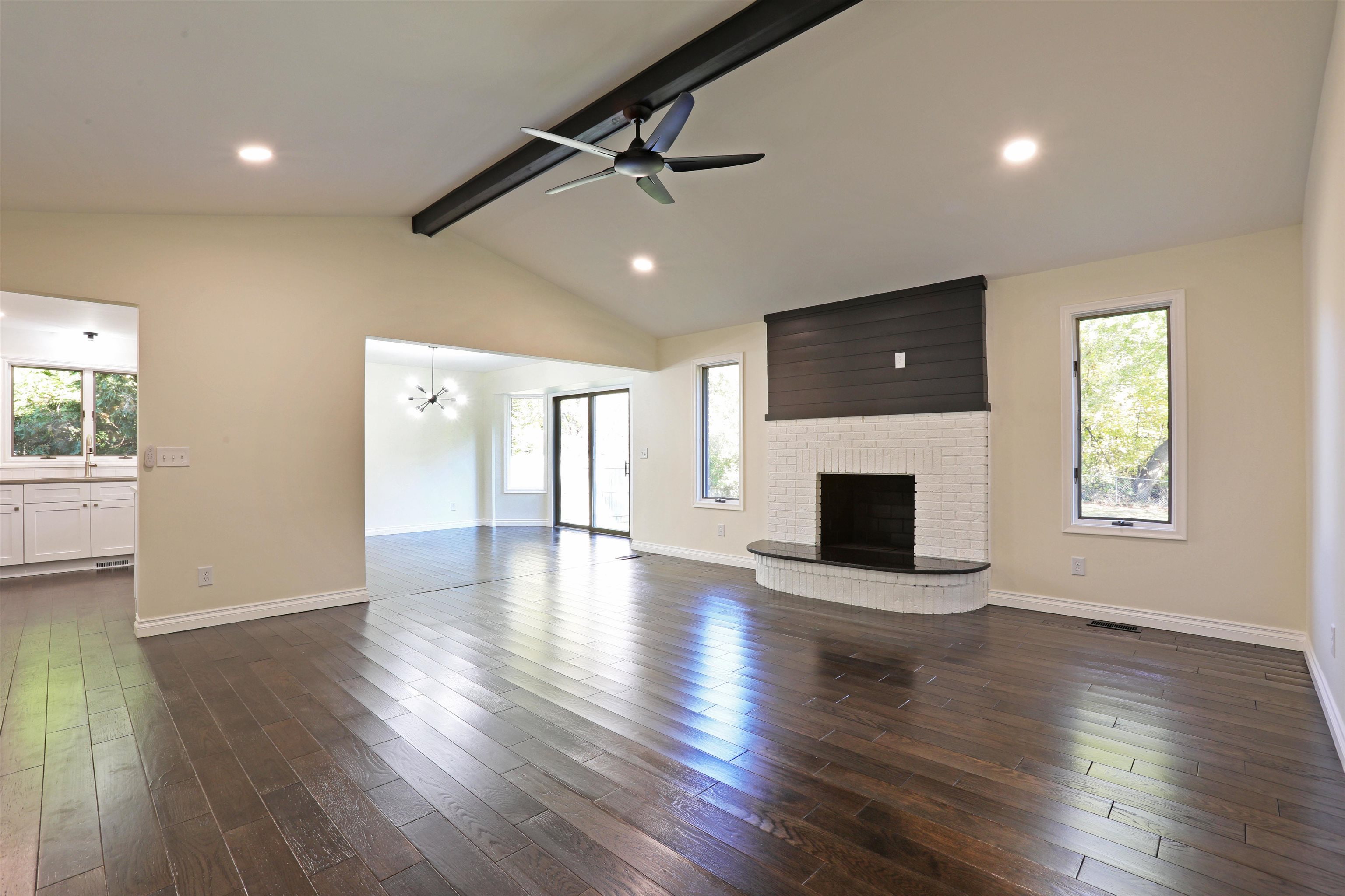 48511 Sugarbush Road New Baltimore, MI 48047 - Photo 8 of 45 50158788-4979d63a-11bf-4d12-8c83-9228162cb799.JPG