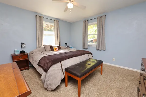 $179,900 | 502 Seward Lane, Fairmount, IN 46928