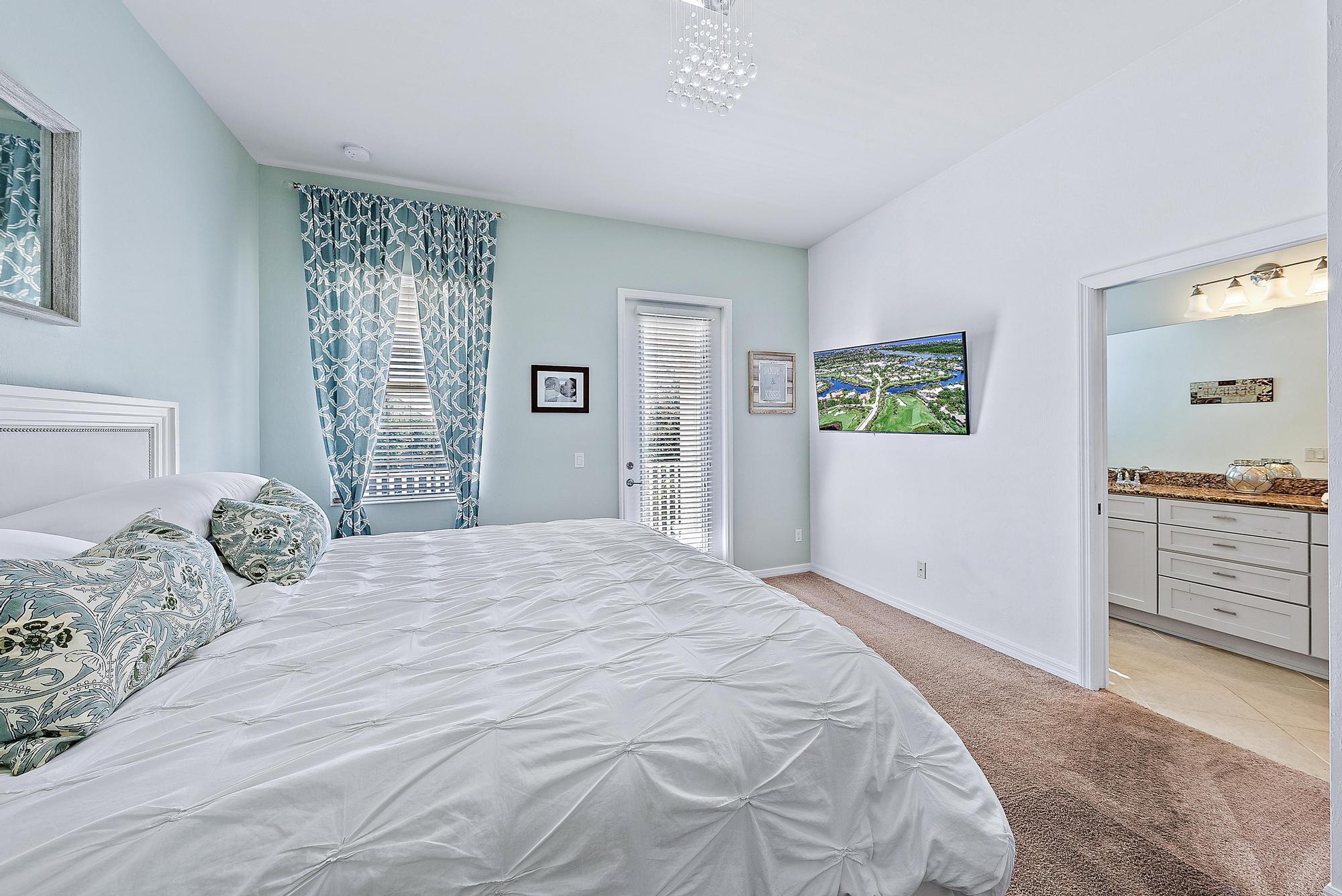 2734 Avalon Way Jupiter, FL 33458 - Photo 12 of 26 2734 Avalon Way-17