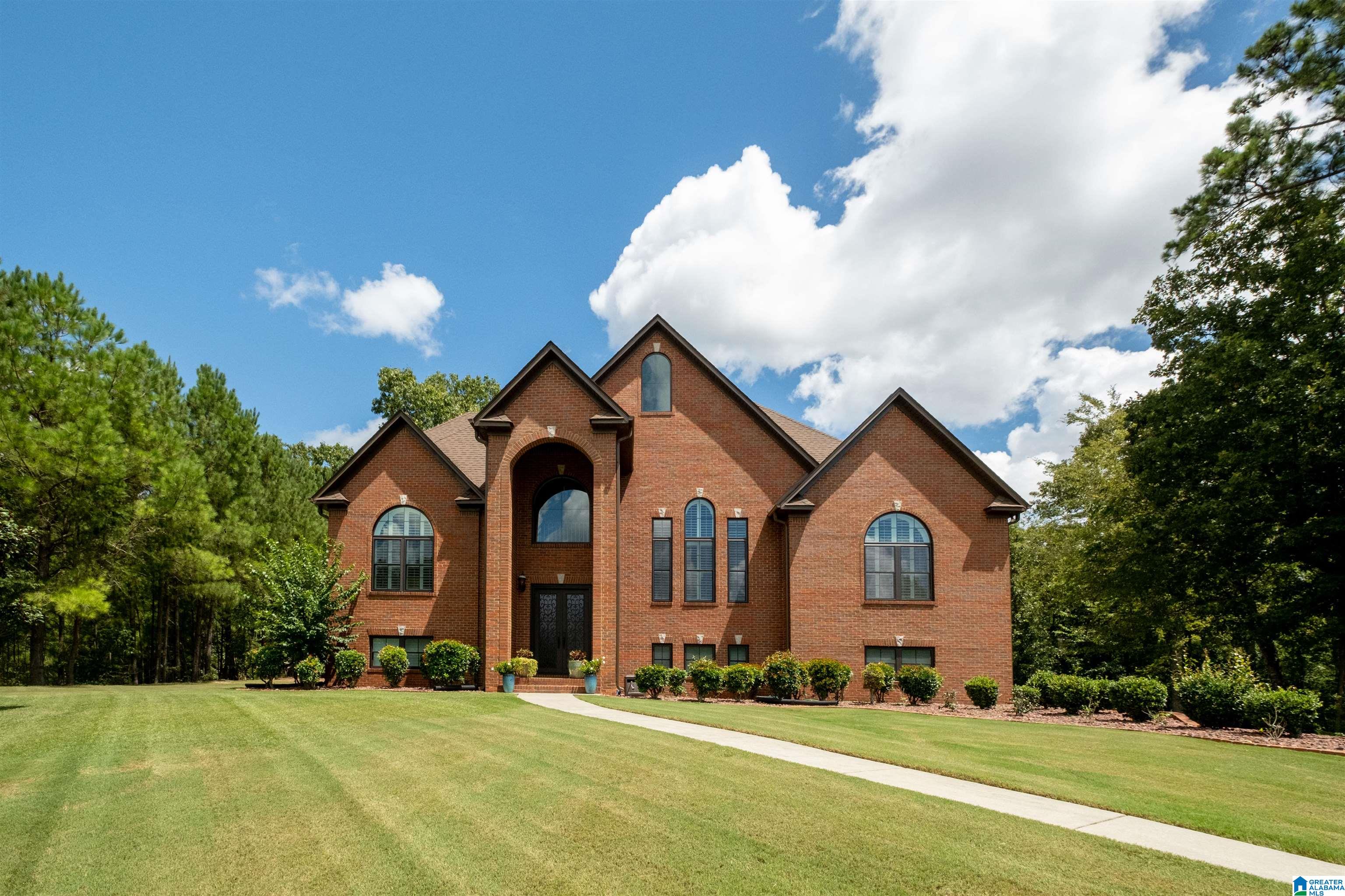 294 Grande View Parkway Alabaster, AL 35114 - Photo 2 of 50