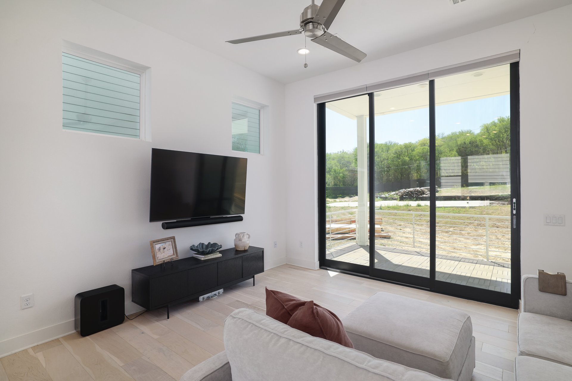 2715 Estonia Path Austin, TX 78741 - Photo 12 of 25