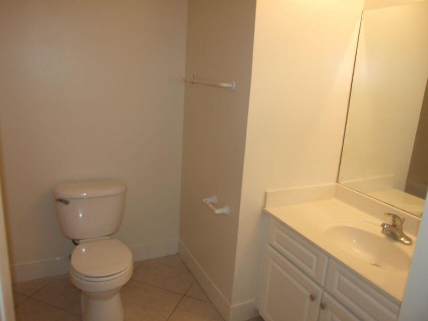 1209 Main Street, Unit 206 Jupiter, FL 33458 - Photo 3 of 15 20191024152912648123000000-o