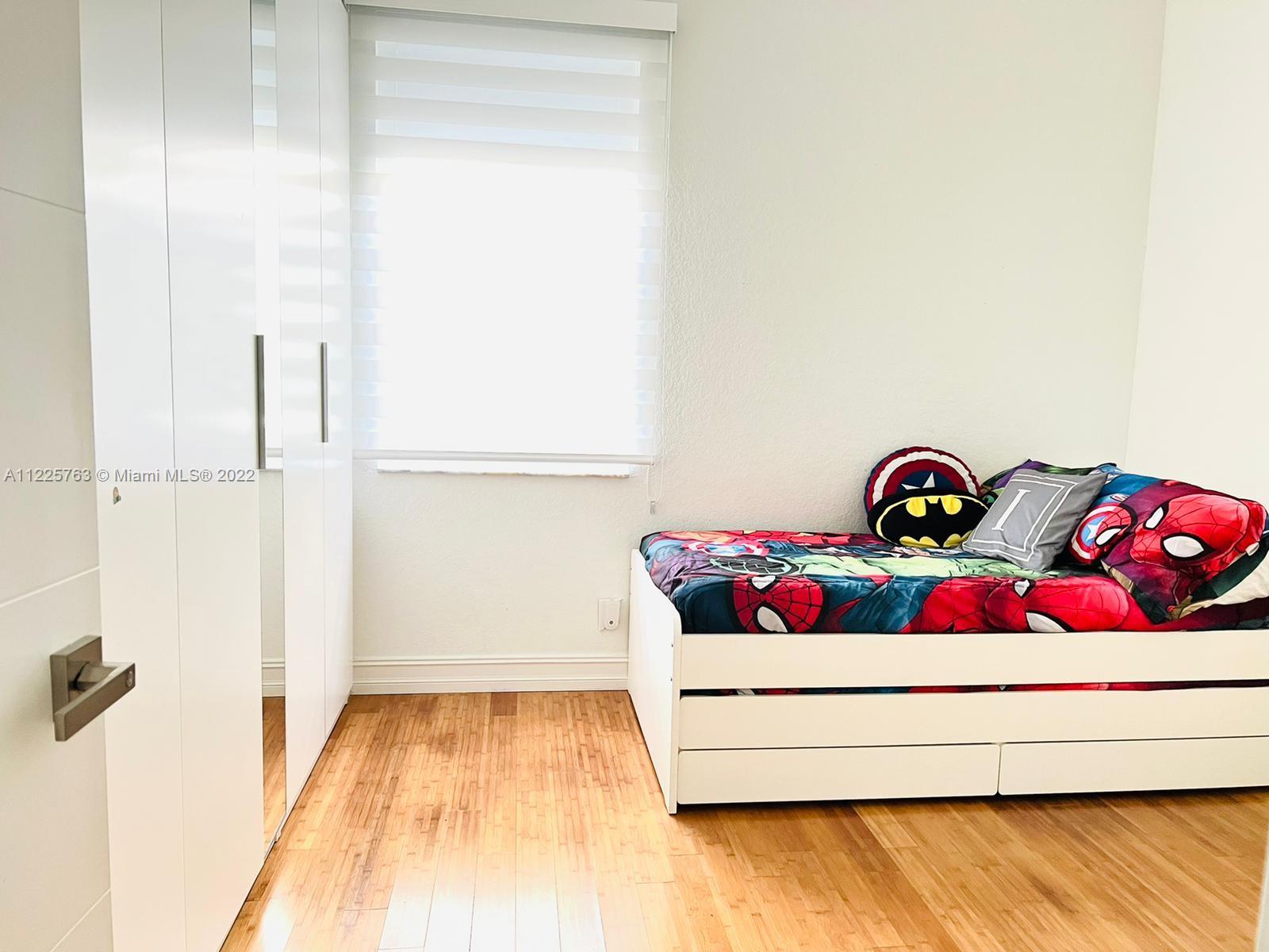 862 Tulip Circle Weston, FL 33327 - Photo 17 of 29