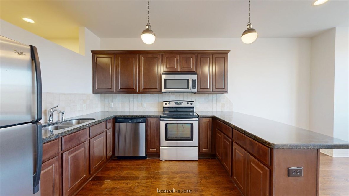 206 North Main Street, Unit 128 Bryan, TX 77803 - Photo 8 of 15