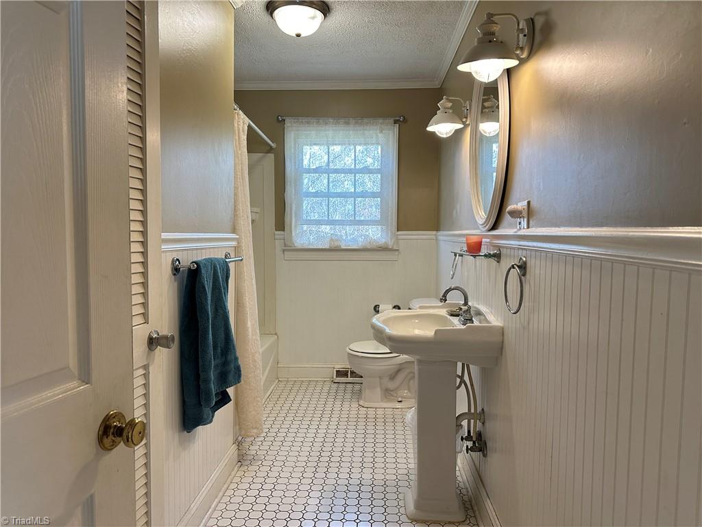 2047 Sizemore Road Germanton, NC 27019 - Photo 15 of 49