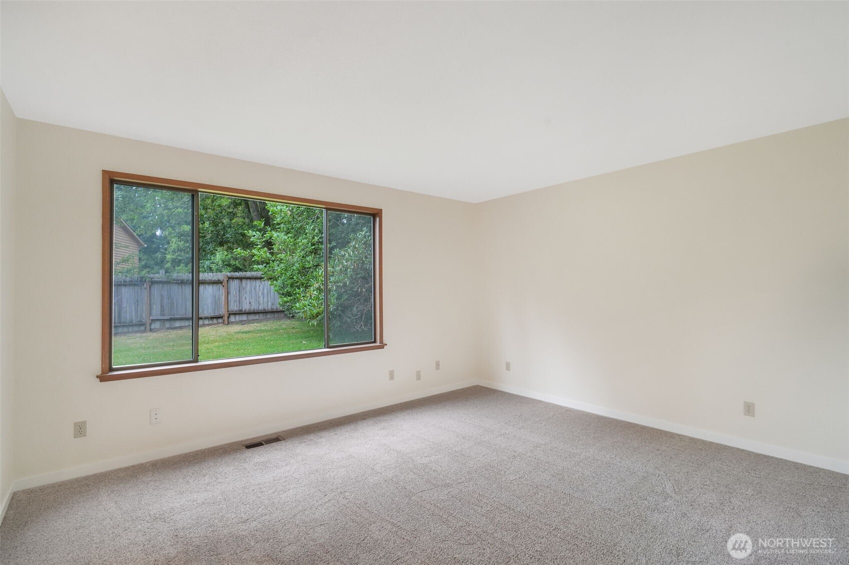 2004 Southwest 306th Place Federal Way, WA 98023 - Photo 27 of 39 Gallery Image 27