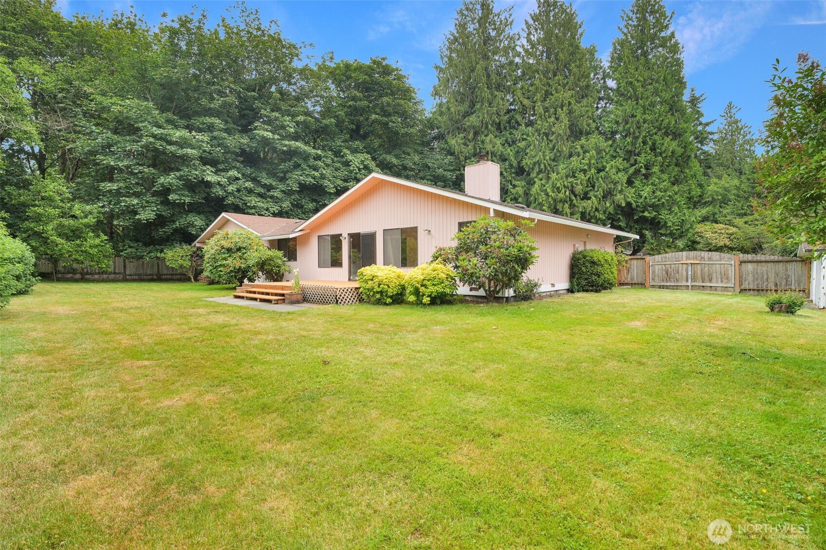 2004 Southwest 306th Place Federal Way, WA 98023 - Photo 6 of 39 Gallery Image 6