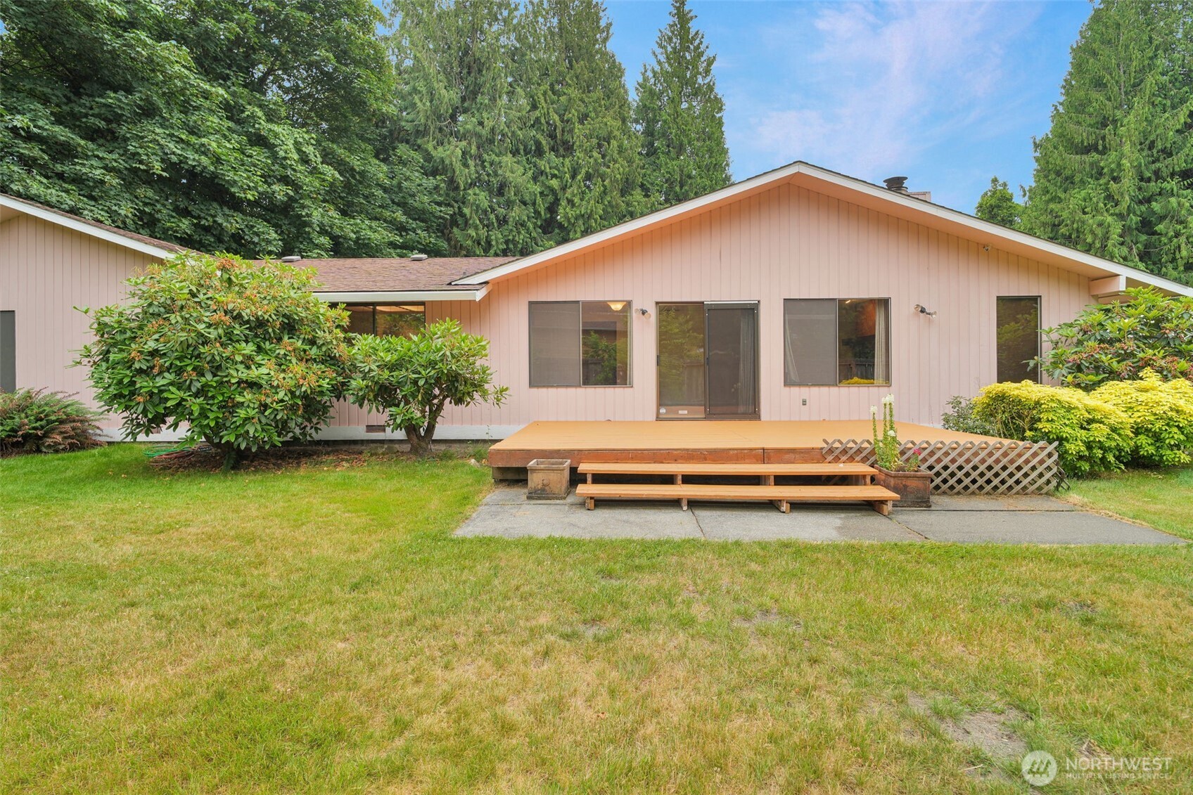 2004 Southwest 306th Place Federal Way, WA 98023 - Photo 7 of 39 Gallery Image 7