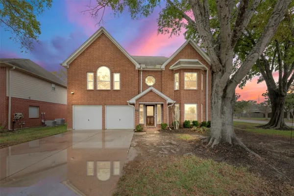 $399,550 | 2602 Hampton Springs Drive, Seabrook, TX 77586