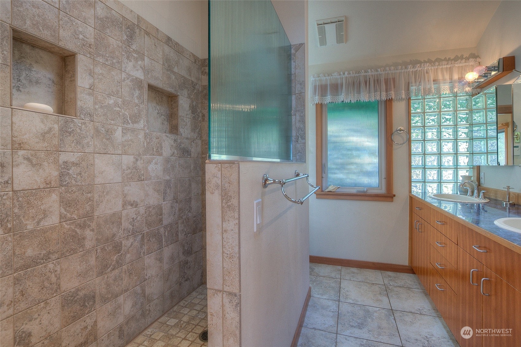 16 Switchback Road Orcas Island, WA 98245 - Photo 21 of 40 Gallery Image 21