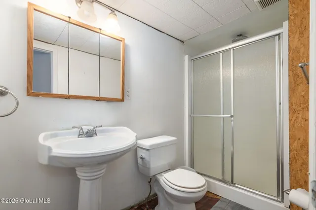 $137,400 | 39 Water Street, Worcester, NY 12197