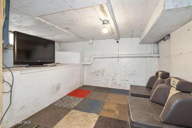 $137,400 | 39 Water Street, Worcester, NY 12197