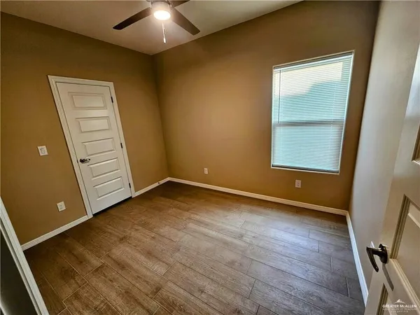 $1,195 | 2919 West Driftwood Street, Unit 4, Edinburg, TX 78541